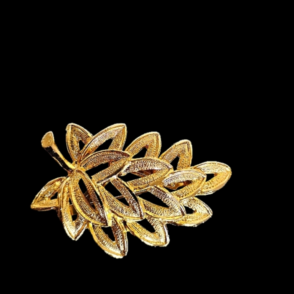 Vintage‎ Textured Gold Tone Textured Brooch